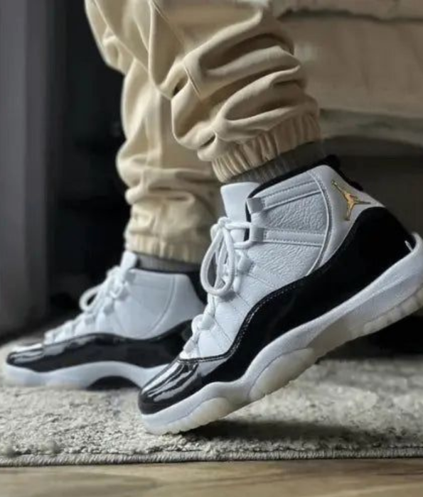 Air Jordan 11